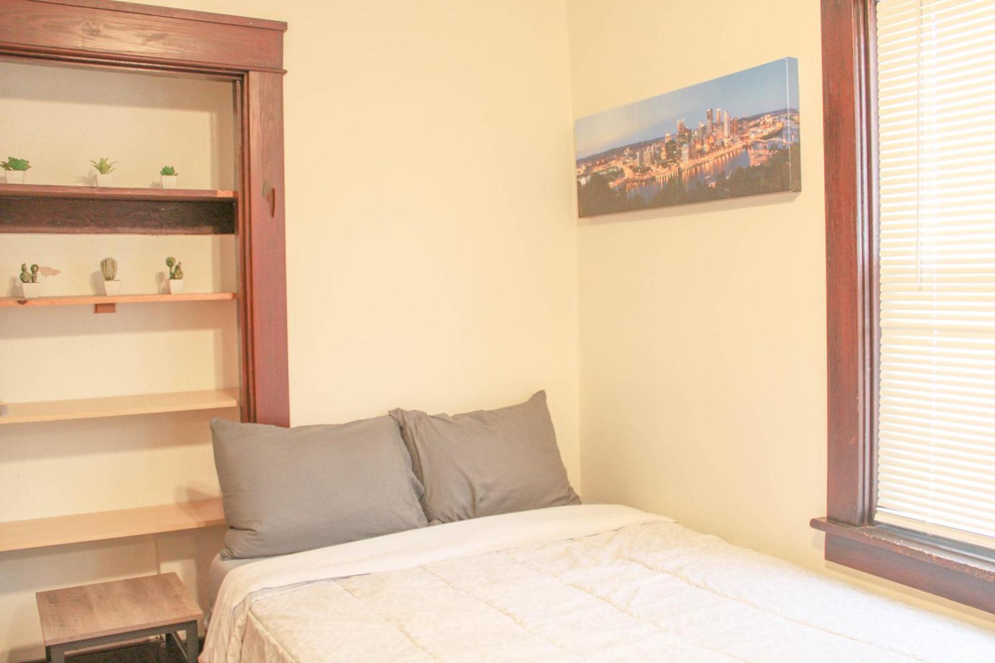 Comfy And Spacious 3 Bedroom - Easy City Access Pittsburgh Eksteriør bilde