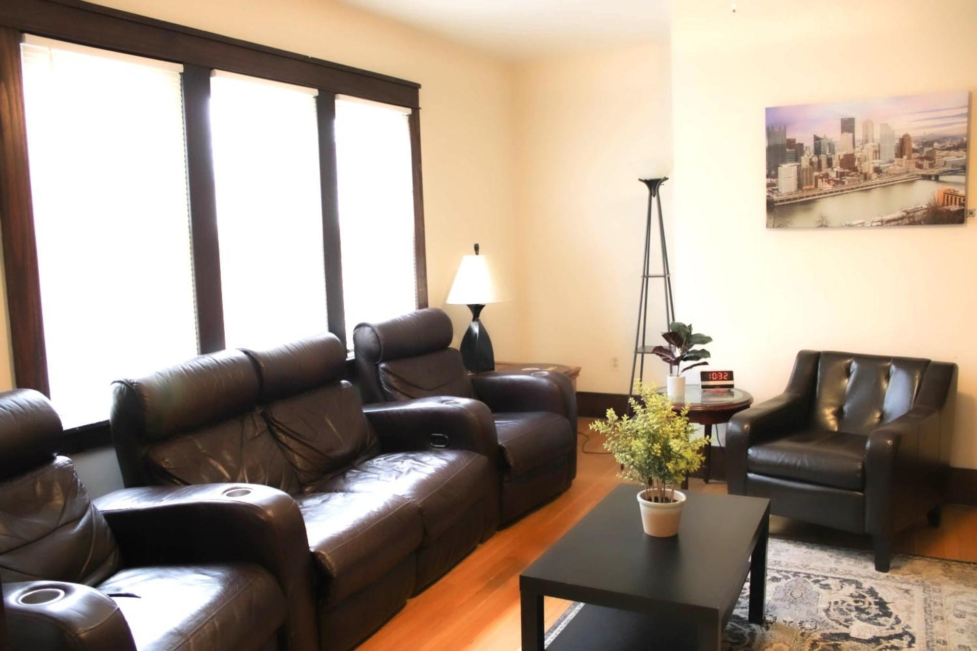 Comfy And Spacious 3 Bedroom - Easy City Access Pittsburgh Eksteriør bilde