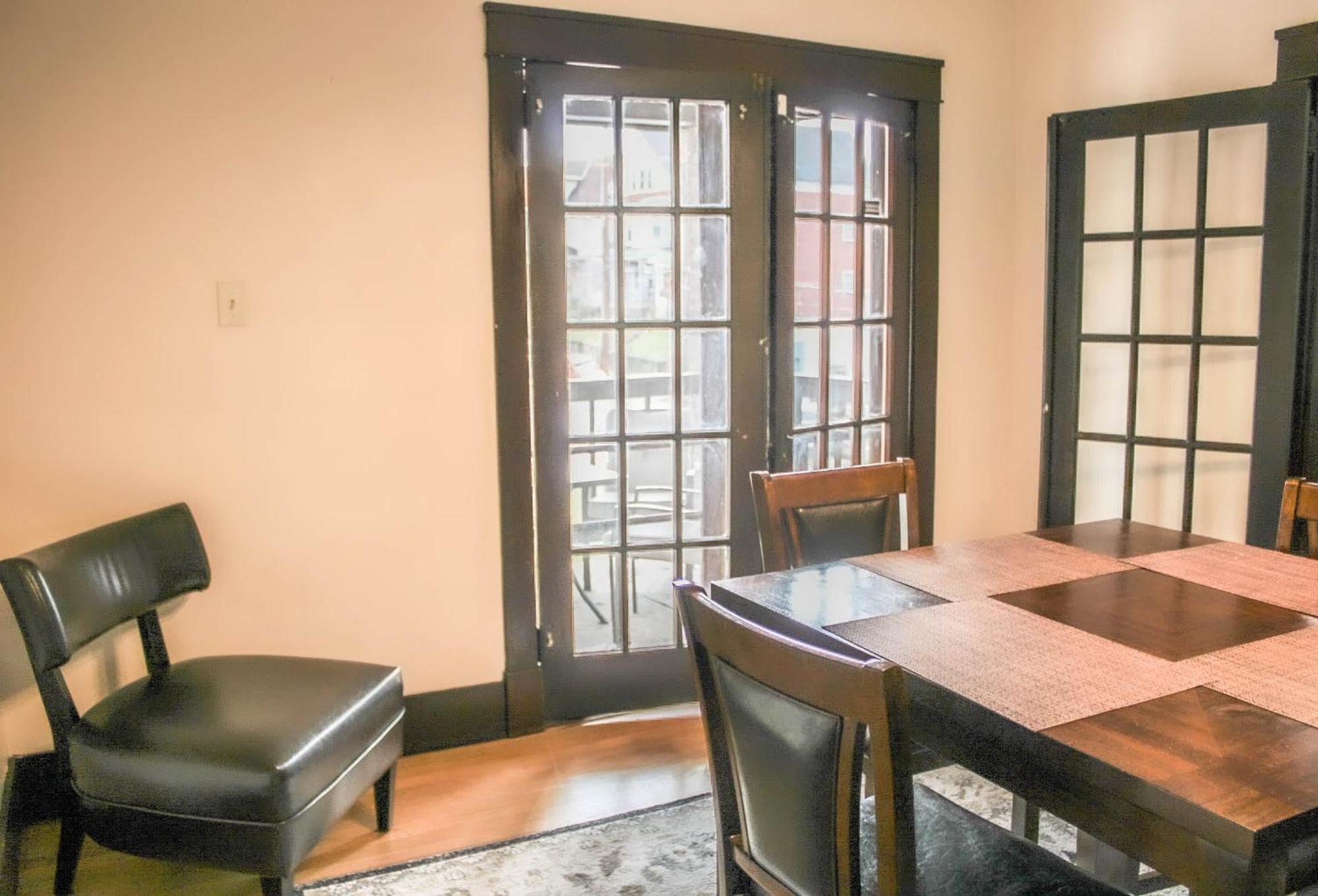 Comfy And Spacious 3 Bedroom - Easy City Access Pittsburgh Eksteriør bilde